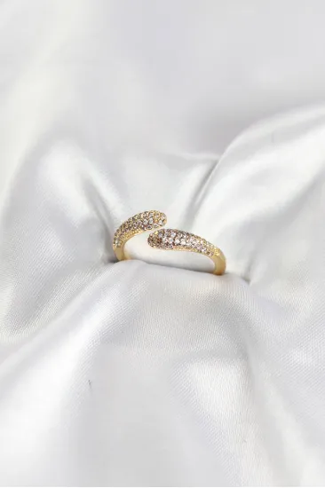 Zirkon Taşlı Gold Renk Pirinç Yüzük Zirkon Taşlı Gold Renk Pirinç Yüzük