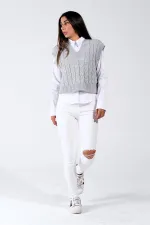 Gri V Yaka Crop Saç Örgü Triko Süveter Gri V Yaka Crop Saç Örgü Triko Süveter
