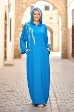 Mavi Kapüşonlu Nakışlı Cepli Oversize Uzun Elbise Mavi Kapüşonlu Nakışlı Cepli Oversize Uzun Elbise