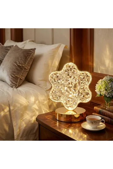 Çiçek Model Kristal LED Masa Lambası – Dokunmatik, 3 Renk Işık Modlu, Şarjlı Mini Dekoratif Gece Lambası (5637) Çiçek Model Kristal LED Masa Lambası – Dokunmatik, 3 Renk Işık Modlu, Şarjlı Mini Dekoratif Gece Lambası (5637)