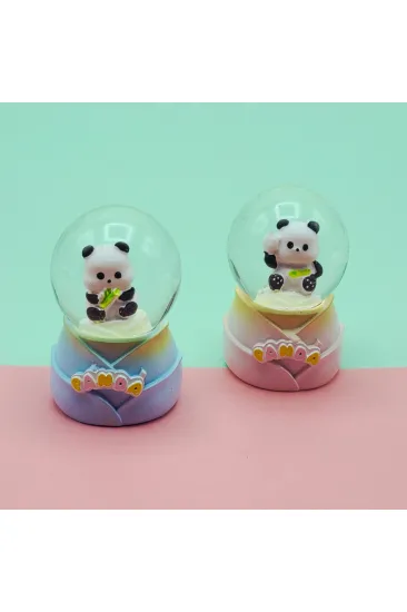 Mini Boy Sevimli Panda Tasarımlı Işıklı Kar Küresi Mini Boy Sevimli Panda Tasarımlı Işıklı Kar Küresi