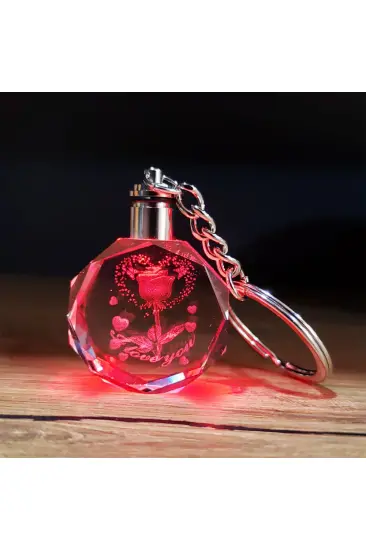 I Love You Yazılı ve Gül Tasarımlı Kristal Anahtarlık - Renk Değiştiren - Pilli Işıklı - Romantik Hediye I Love You Yazılı ve Gül Tasarımlı Kristal Anahtarlık - Renk Değiştiren - Pilli Işıklı - Romantik Hediye