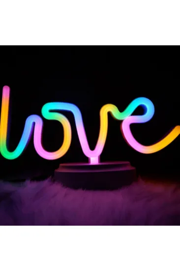 Neon Işıklı Love Yazılı Masa Gece Lambası Neon Işıklı Love Yazılı Masa Gece Lambası