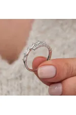 Gümüş Baget Taşlı Yarımtur Kadın Yüzük Gümüş Baget Taşlı Yarımtur Kadın Yüzük