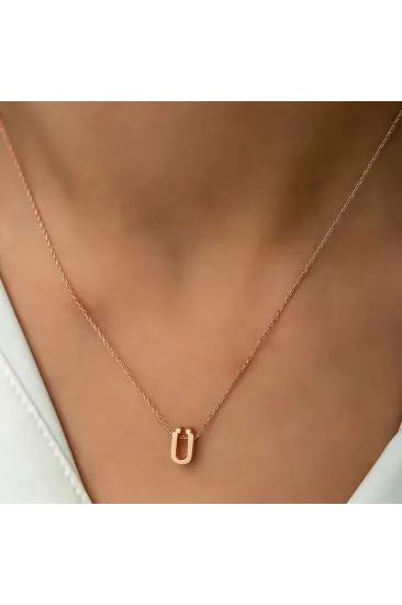 Gümüş Rose 3 Boyutlu Ü Harf Bayan Kolye Gümüş Rose 3 Boyutlu Ü Harf Bayan Kolye