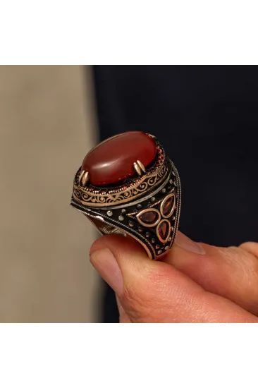 Gümüş Kırmızı Akik Taşlı Erkek Yüzük Gümüş Kırmızı Akik Taşlı Erkek Yüzük