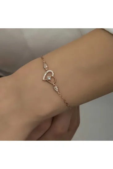 Gümüş Rose Kalpli Tektaş Kadın Bileklik Gümüş Rose Kalpli Tektaş Kadın Bileklik