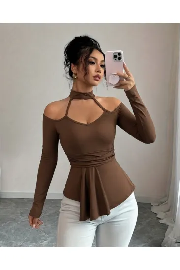 Kadın Omuzlardan Açık Yarı Balıkçı Yaka Uzun Kollu V Yakalı Onu Pileli Viskon Bluz Kadın Omuzlardan Açık Yarı Balıkçı Yaka Uzun Kollu V Yakalı Onu Pileli Viskon Bluz