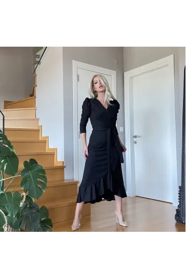 Krep Kumaş Midi Boy Kuşaklı Uzunkol Elbise 113 Cm Krep Kumaş Midi Boy Kuşaklı Uzunkol Elbise 113 Cm