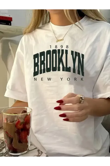 Baskılı Oversize Bisiklet Yaka T-shirt - Beyaz Baskılı Oversize Bisiklet Yaka T-shirt - Beyaz