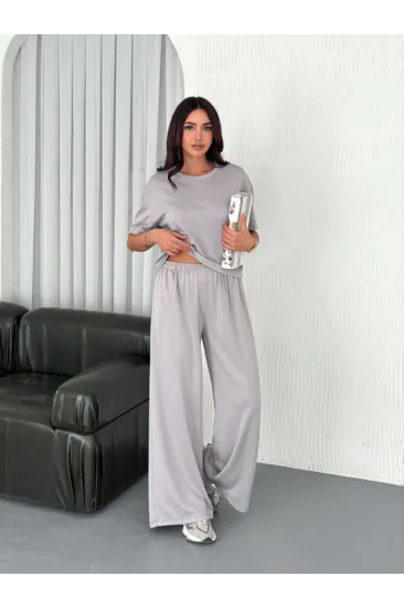 Osy Modal Yumuşak Dokulu Kumaş Bisiklet Yaka T-shirt Bol Paça Pantalon Ikili Takım - Boyalı Gri Osy Modal Yumuşak Dokulu Kumaş Bisiklet Yaka T-shirt Bol Paça Pantalon Ikili Takım - Boyalı Gri