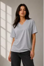 Kadın V Yaka Basic Tişört Kısa Kol Yazlık Regular Fit T-Shirt - Gri Kadın V Yaka Basic Tişört Kısa Kol Yazlık Regular Fit T-Shirt - Gri