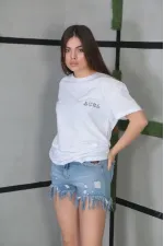 Kadın Bisiklet Yaka Baskılı Kısa kol Oversize T-Shirt- Beyaz Kadın Bisiklet Yaka Baskılı Kısa kol Oversize T-Shirt- Beyaz