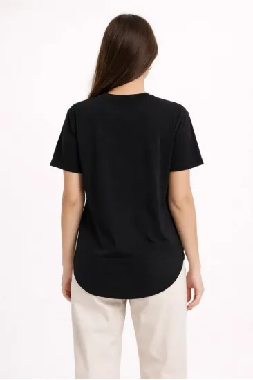 Kadın Basic T-Shirt Kısa Kol Bisiklet Yaka Oval Kesim Tişört - Siyah