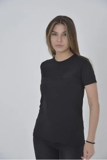 Kadın Gögüs Fileli T-Shirt Kısa Kol Bisiklet Yaka Slimfit Tişört - Siyah Kadın Gögüs Fileli T-Shirt Kısa Kol Bisiklet Yaka Slimfit Tişört - Siyah