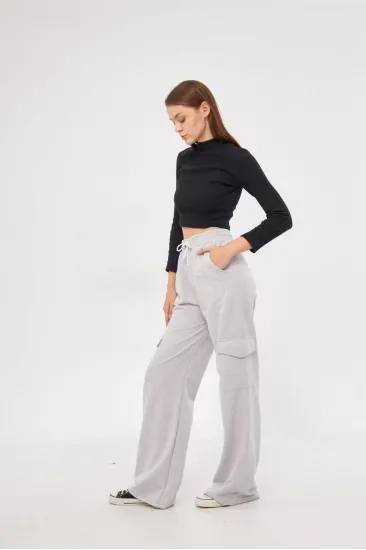 Kargo Cepli Palazzo Oversize Kesim İki iplik Bol Paça Eşofman Altı Pantolon - Gri Kargo Cepli Palazzo Oversize Kesim İki iplik Bol Paça Eşofman Altı Pantolon - Gri