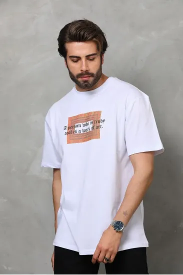 Erkek Baskılı T-Shirt Kısa Kol Bisiklet Yaka Regular Fit Rahat Kalıp Tişört - Beyaz Erkek Baskılı T-Shirt Kısa Kol Bisiklet Yaka Regular Fit Rahat Kalıp Tişört - Beyaz