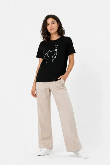 Kadın Köpek Figürlü Minimal Baskılı Tişört Kısa Kol Yazlık T-Shirt - Siyah Kadın Köpek Figürlü Minimal Baskılı Tişört Kısa Kol Yazlık T-Shirt - Siyah