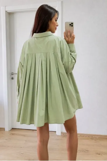 Kadın Oversize Pens Detaylı Cepli Yırtmaçlı Rahat Kalıp Poplin Gömlek - Yeşil Kadın Oversize Pens Detaylı Cepli Yırtmaçlı Rahat Kalıp Poplin Gömlek - Yeşil