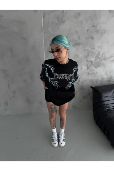 Kadın Bisiklet Yaka Yıldırım Baskılı Kısa kol Oversize T-Shirt - Siyah Kadın Bisiklet Yaka Yıldırım Baskılı Kısa kol Oversize T-Shirt - Siyah