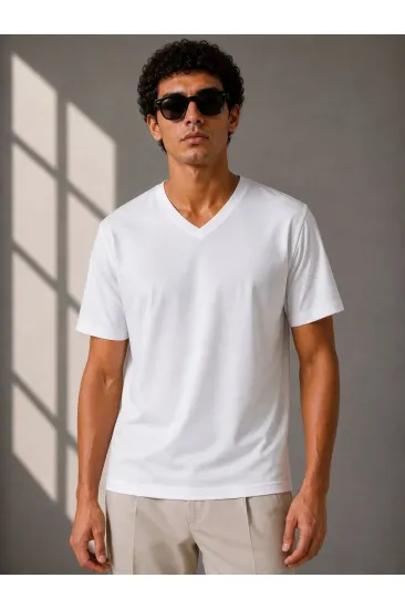 Erkek V Yaka Basic Tişört Kısa Kol Yazlık Regular Fit T-Shirt - Beyaz Erkek V Yaka Basic Tişört Kısa Kol Yazlık Regular Fit T-Shirt - Beyaz