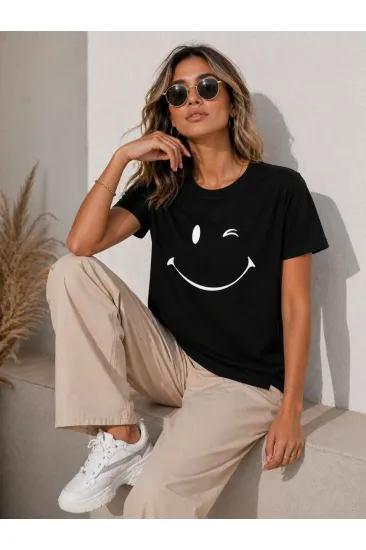 Kadın Minimal Gülümseyen Yüz Baskılı Tişört Kısa Kol Yazlık T-Shirt - Siyah Kadın Minimal Gülümseyen Yüz Baskılı Tişört Kısa Kol Yazlık T-Shirt - Siyah