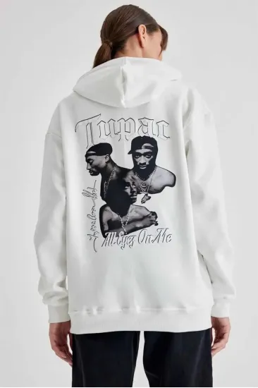 Kadın Oversize Kapüşonlu Cepli TUPAC Baskılı 3 İplik Pamuklu Hoodie Sweatshirt - Beyaz Kadın Oversize Kapüşonlu Cepli TUPAC Baskılı 3 İplik Pamuklu Hoodie Sweatshirt - Beyaz