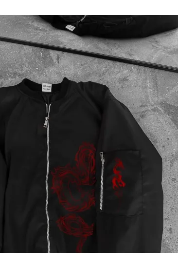 Erkek Siyah Bomber Mont Kırmızı Ejderha Desenli Fermuarlı Cepli Kapitone Astarlı - Siyah Erkek Siyah Bomber Mont Kırmızı Ejderha Desenli Fermuarlı Cepli Kapitone Astarlı - Siyah