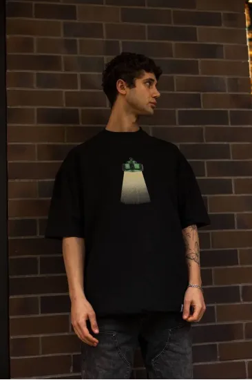 Erkek Kısa Kol Yazlık Tişört Bisiklet Yaka Baskılı Oversize T-Shirt - Siyah Erkek Kısa Kol Yazlık Tişört Bisiklet Yaka Baskılı Oversize T-Shirt - Siyah