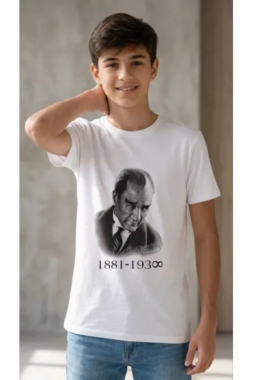 Erkek Çocuk Atatürk Baskılı Tişört Kısa Kollu Bisiklet Yaka T-Shirt - Beyaz Erkek Çocuk Atatürk Baskılı Tişört Kısa Kollu Bisiklet Yaka T-Shirt - Beyaz