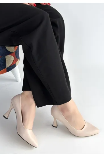 Ulba Bej Cilt Stiletto Ayakkabı Ulba Bej Cilt Stiletto Ayakkabı
