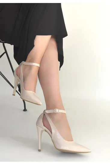 Wenni Bej Rugan Stiletto Ayakkabı Wenni Bej Rugan Stiletto Ayakkabı