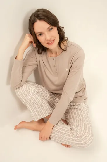Arnetta 3779-S Kadın Uzun Kollu Pijama Takım Arnetta 3779-S Kadın Uzun Kollu Pijama Takım