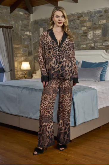 Aqua 26369 Gömlek Yaka Önden Düğmeli Leopar Desen Pijama Takımı Aqua 26369 Gömlek Yaka Önden Düğmeli Leopar Desen Pijama Takımı