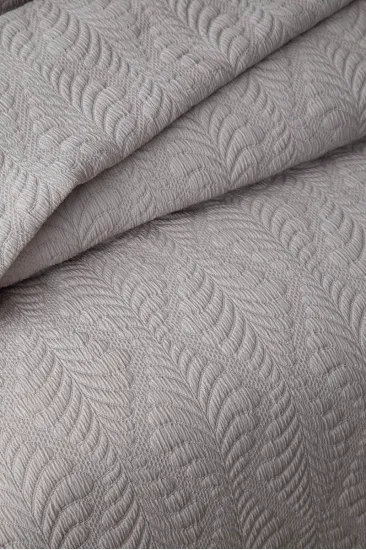 Çift Kişilik Bourbon Vizon Yatak Örtüsü Seti Çift Kişilik Bourbon Vizon Yatak Örtüsü Seti