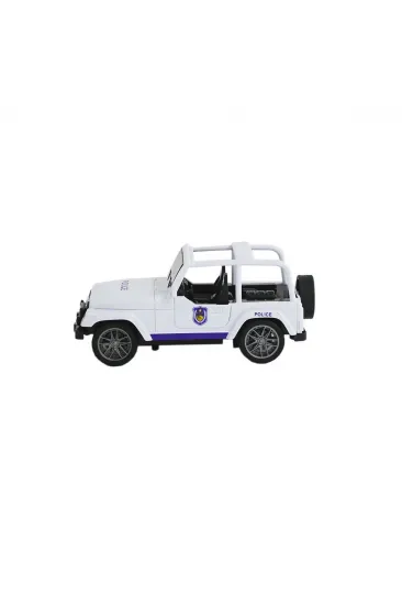 8007A DISPLAYDE SÜRTMELİ ARAZİ JEEP