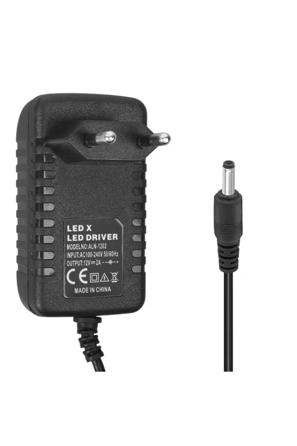 Powermaster Pm-1803 12 Volt - 2 Amper 3.5*1.35 Mm Uç Tablet Pc Adaptörü Powermaster Pm-1803 12 Volt - 2 Amper 3.5*1.35 Mm Uç Tablet Pc Adaptörü